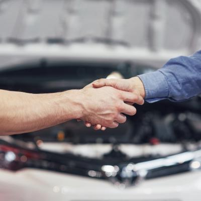 Husband Car Mechanic Woman Customer Make Agreement Repair Car 146671 13615